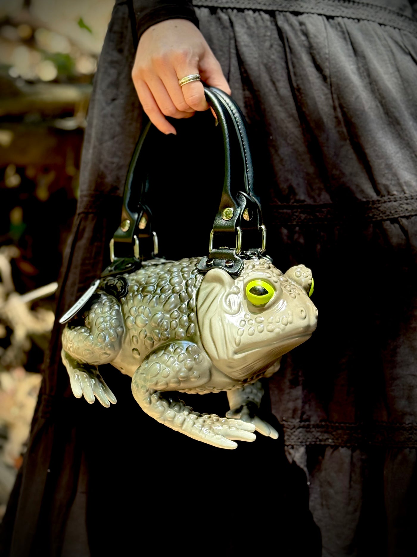 Grey Toad Bag