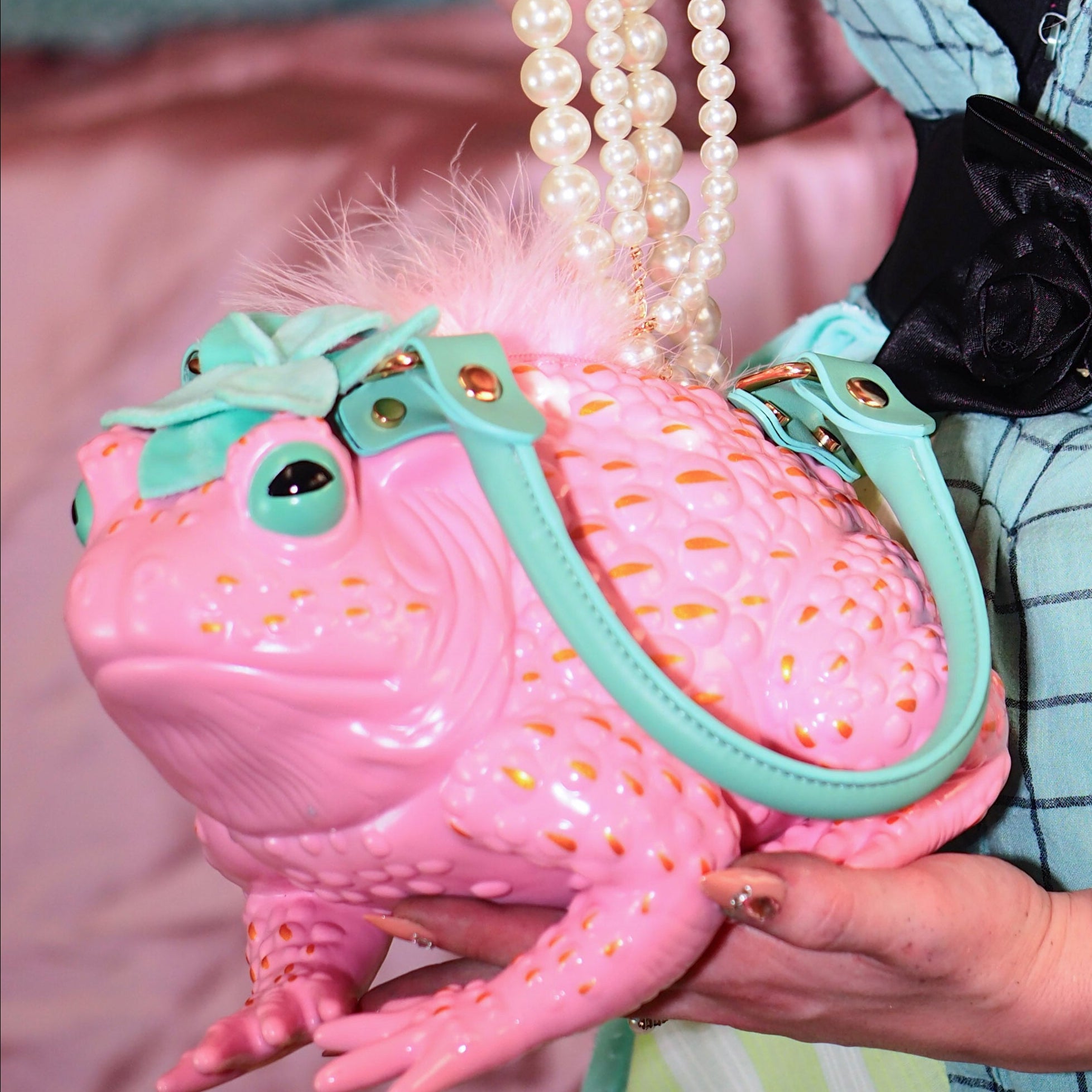 Windy Willow - Home Of The Original Toad Bags · Windy Willow