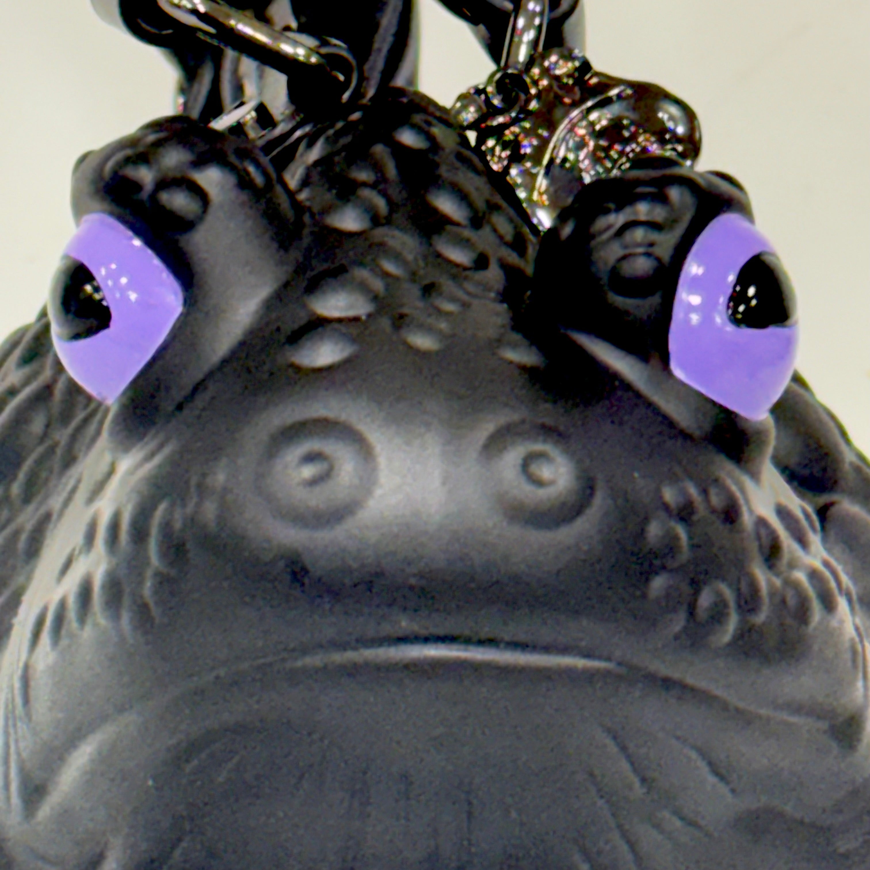 Black Toad Bag Purple Eyes
