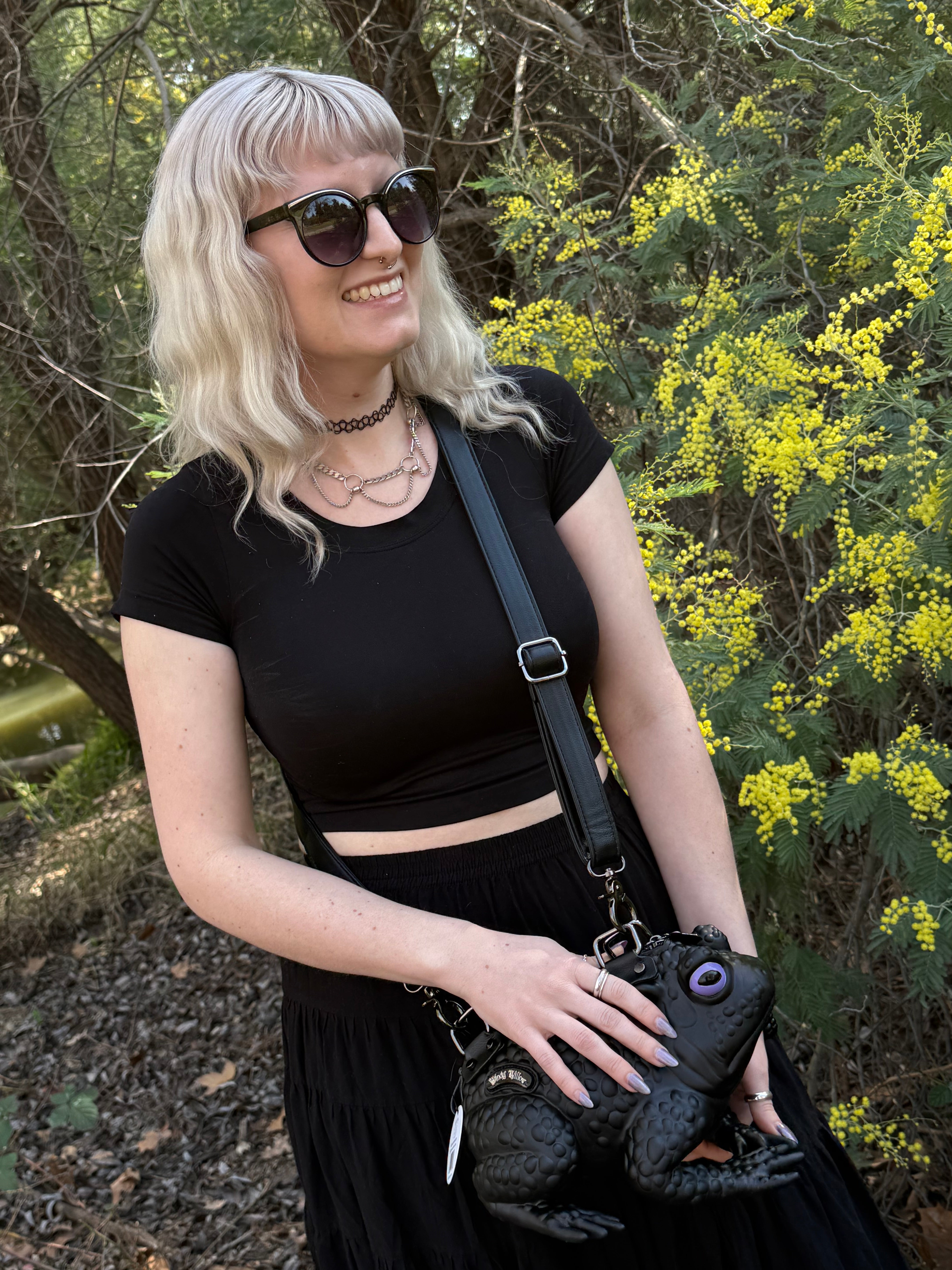 Black Toad Bag Purple Eyes