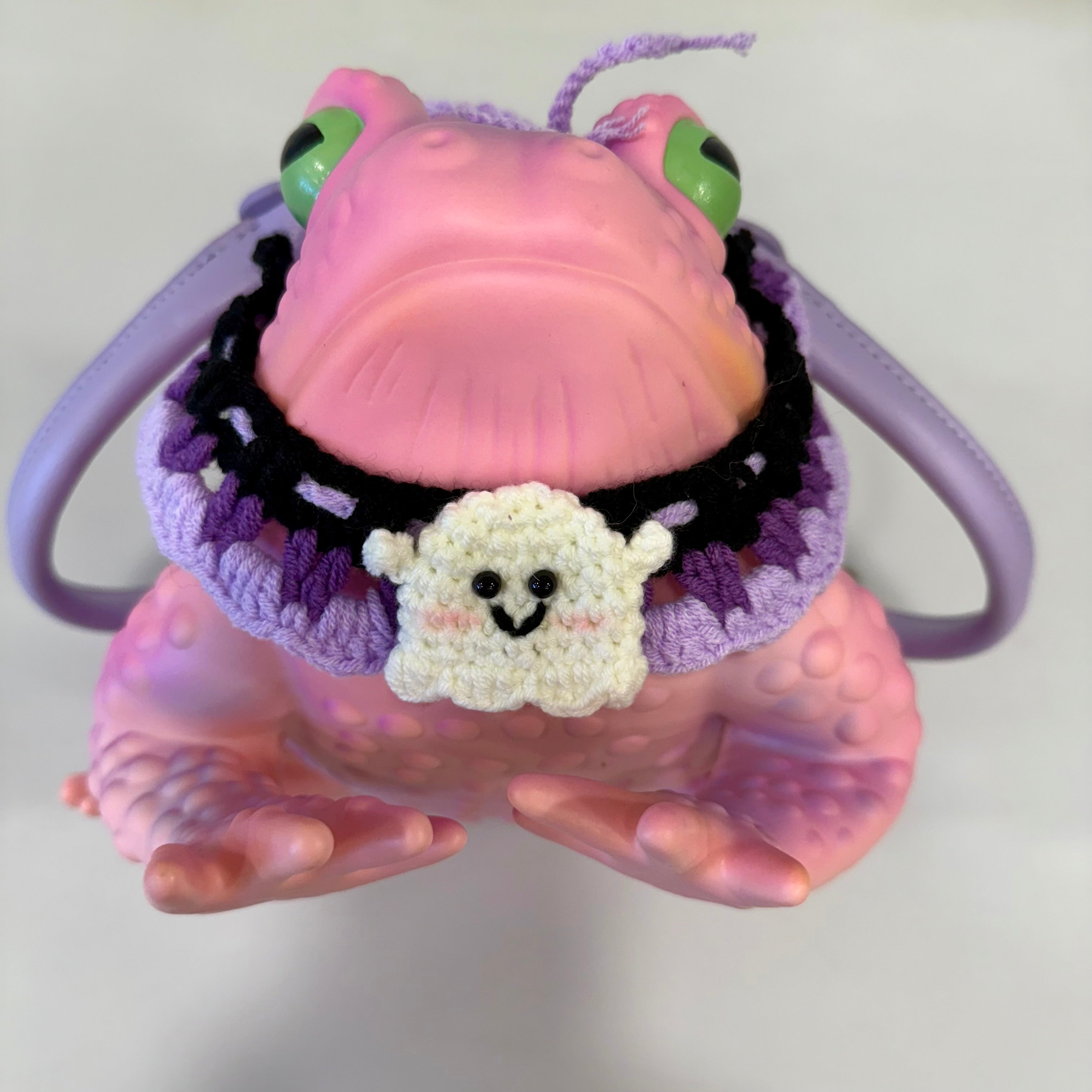 Crochet Ghost Collar