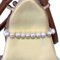 Small Pearl Necklace For Snail