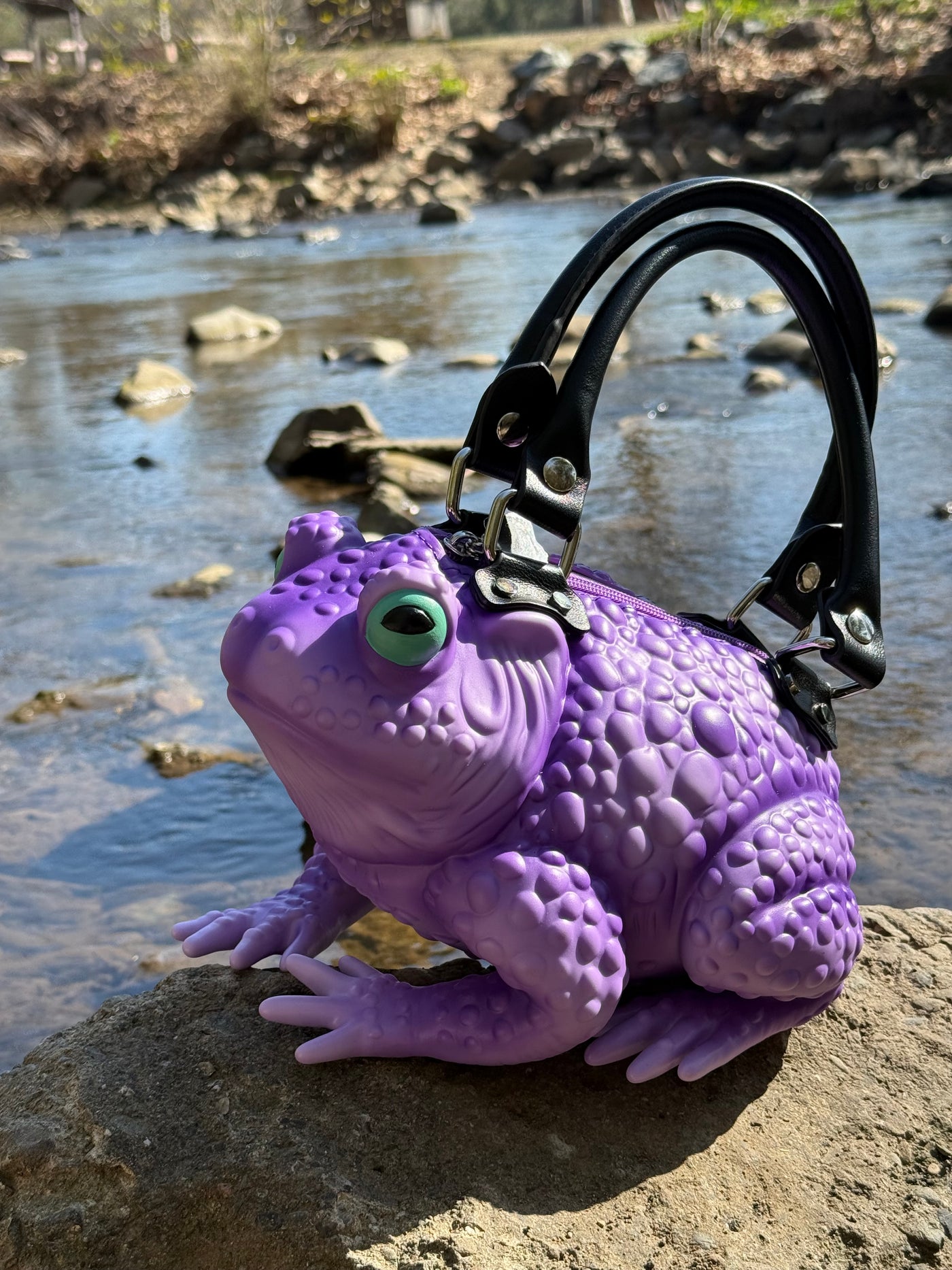 Lilac Toad Bag - Glow Eyes