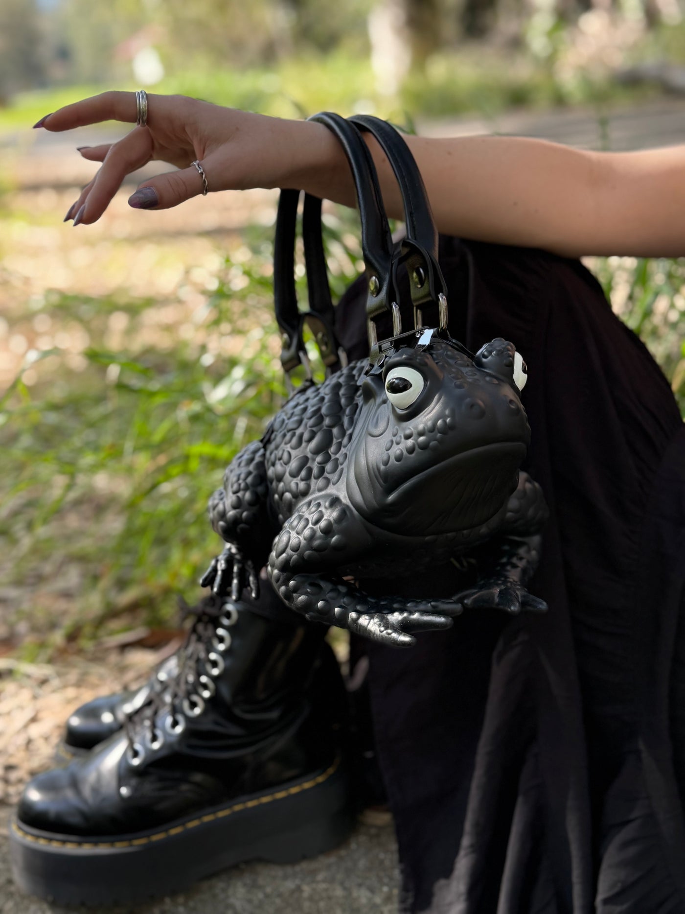 Black Toad Bag- White Glow Eyes