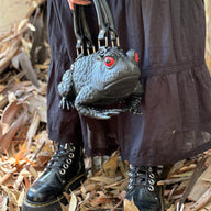 Black Toad Bag - Red Eyes Gunmetal Hardware