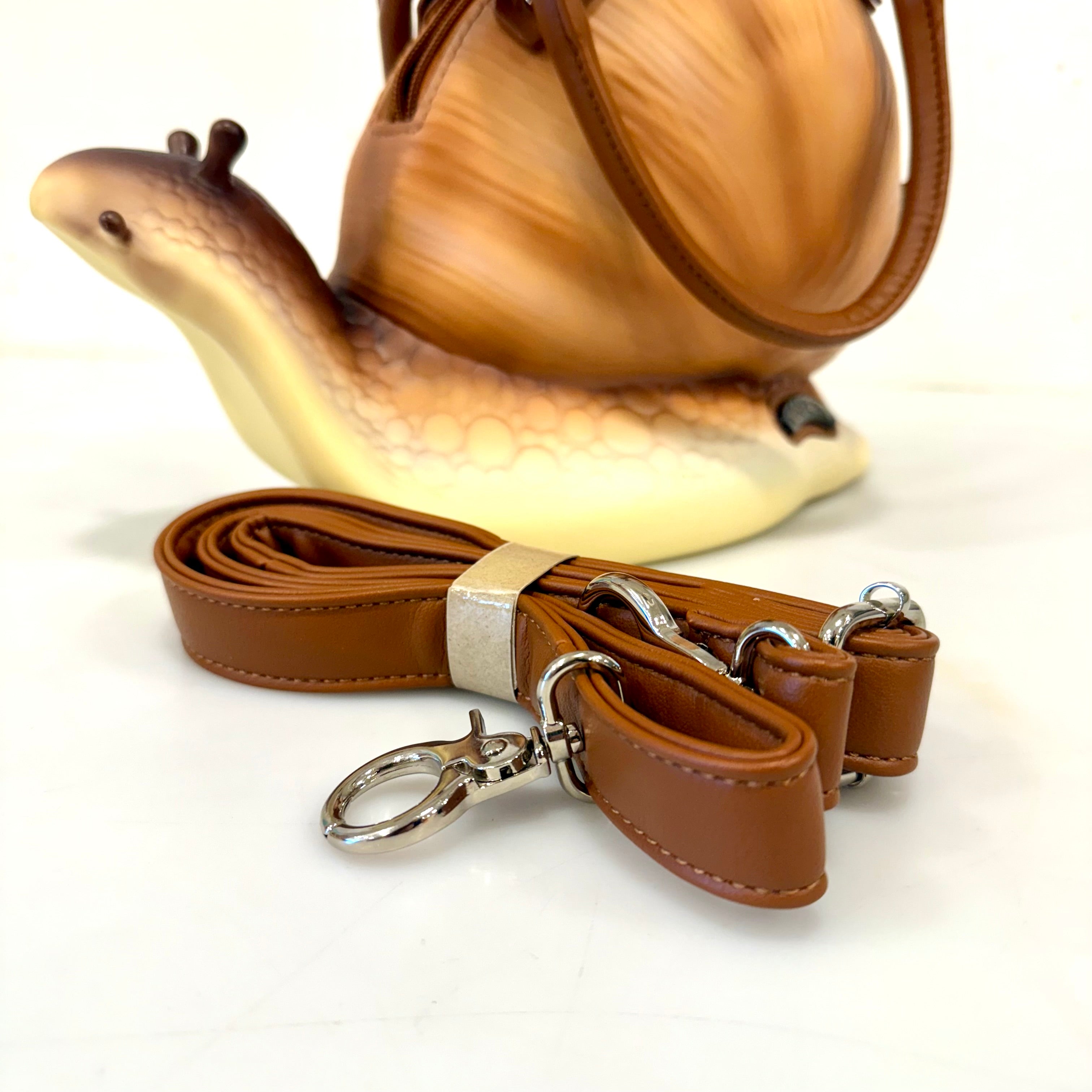 Sold Out! Sign up for restock notification email! Snail Bag