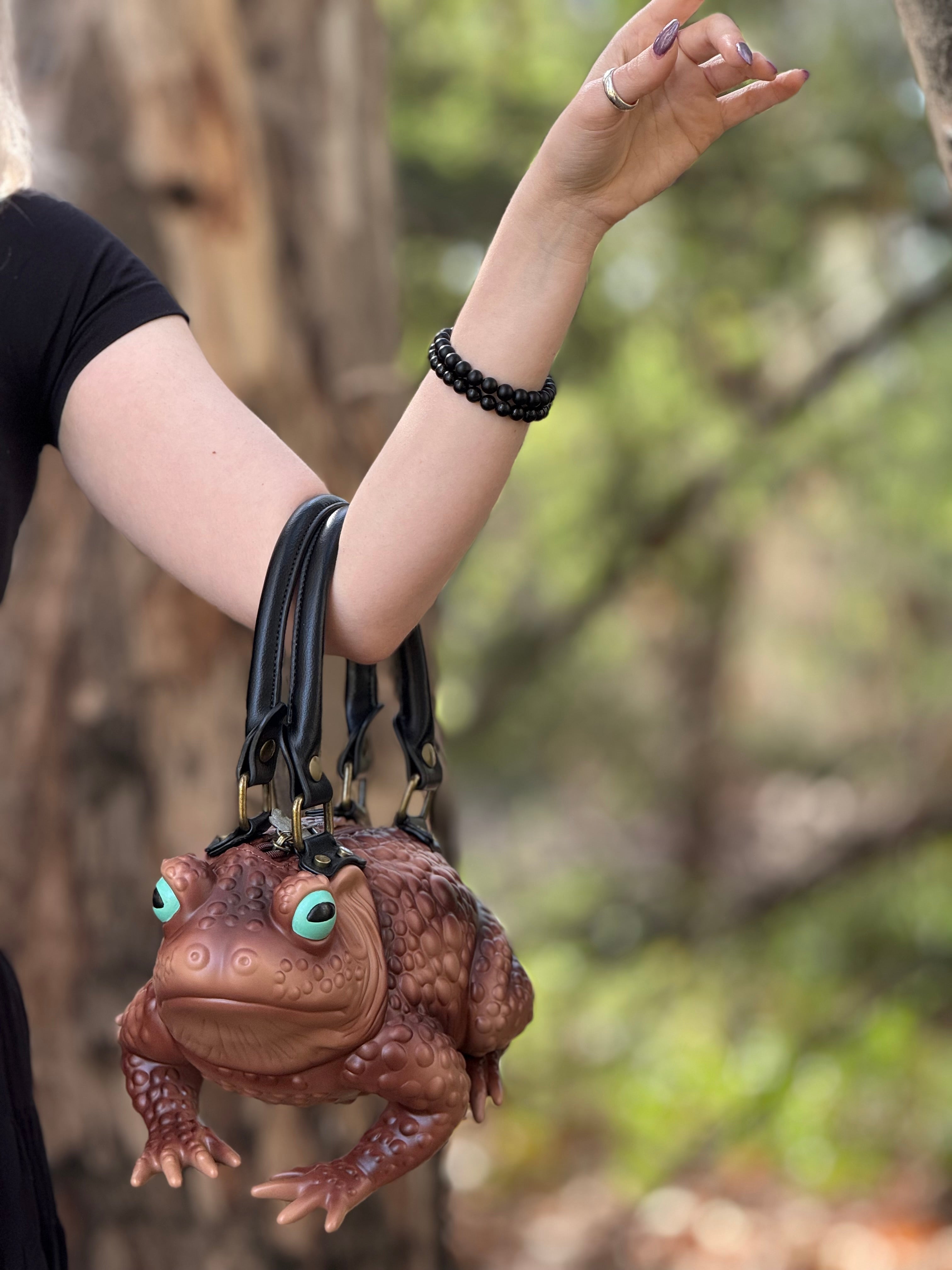 Tan Toad Bag
