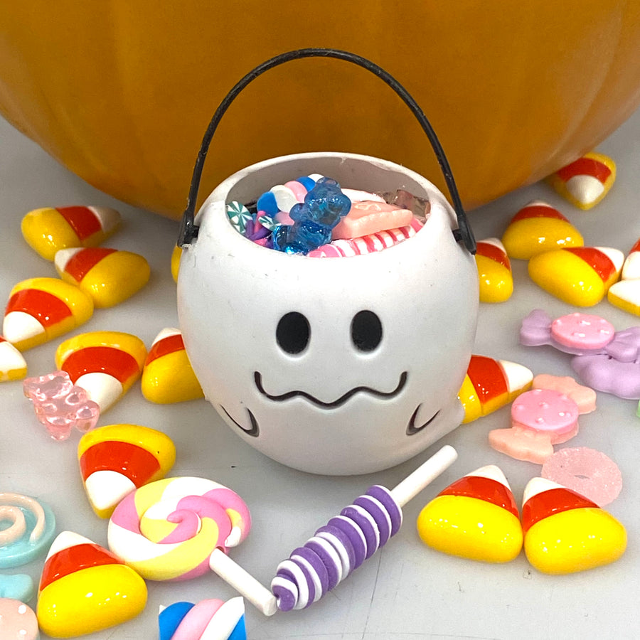 Deluxe Ghost Candy Bucket